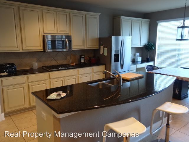 Foto del edificio - 4 br, 3.5 bath House - 3534 Pinnacle Drive