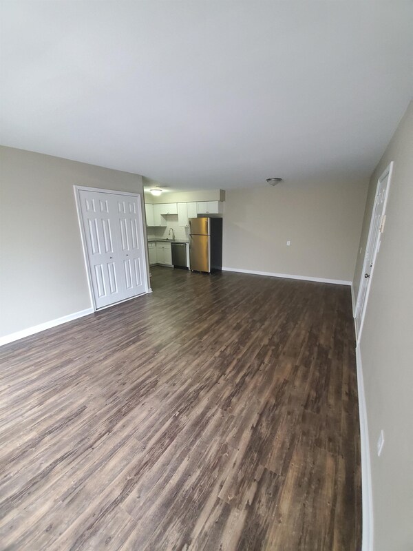 11435 Old Goddard Rd, Allen Park, MI 48101 Condo for Rent in Allen