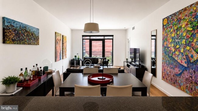 Foto del edificio - 1001 L St NW