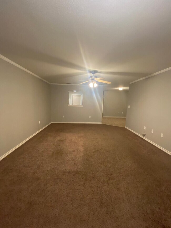 Foto del edificio - 5420 Kemper St