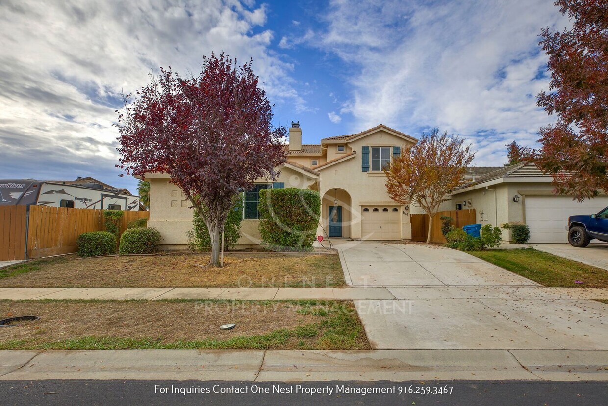 4 Bedroom, 3 bathrooms 2 story home, 3 Car... House Rental in Plumas