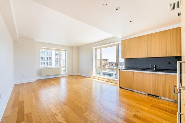 Foto del edificio - 1280 5th Ave