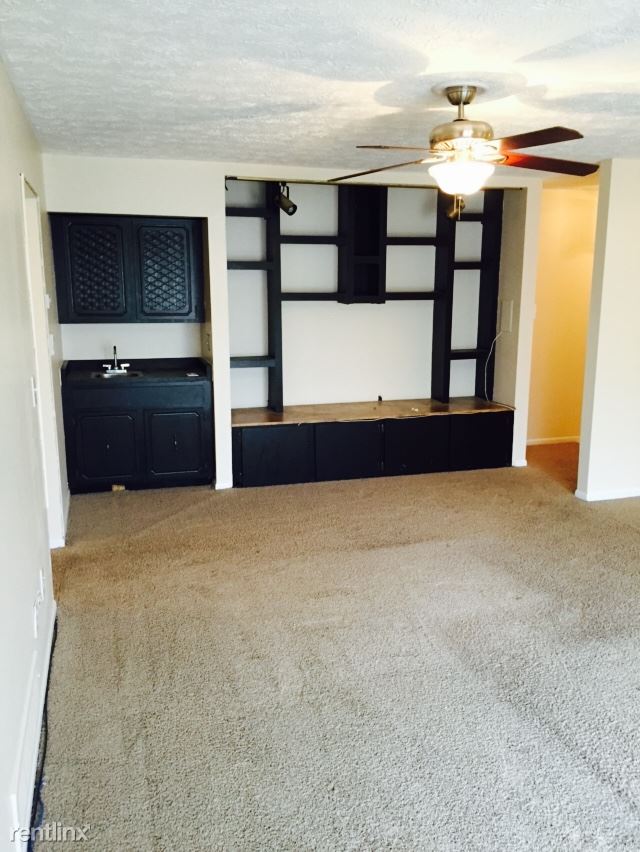 Building Photo - 27900 Berrywood Ln