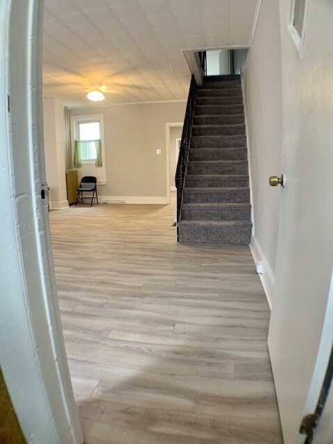 Building Photo - 164 Markle St