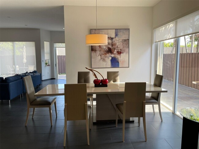 Foto del edificio - 10933 NW 73rd Terrace