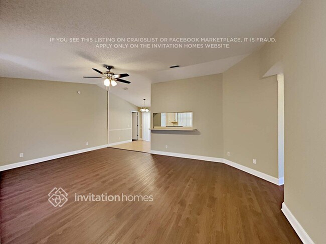 Foto del edificio - 8626 Sunnydale Ln