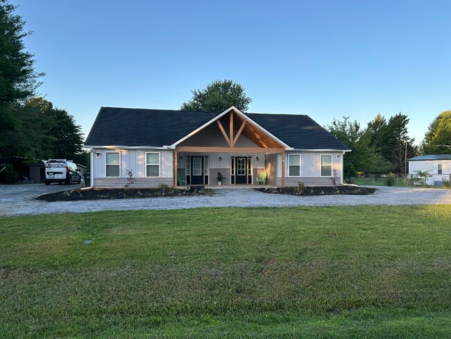 Building Photo - 222 State Rd S-42-941