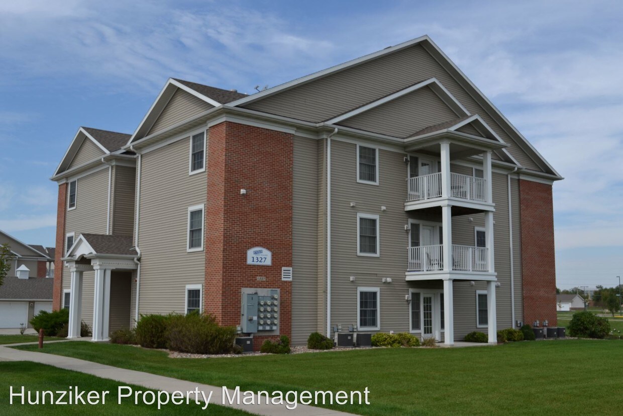 Foto del edificio - 1327 Walton Dr