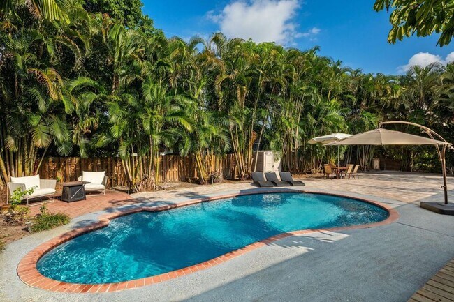 Foto del edificio - 7306 Clarke Rd