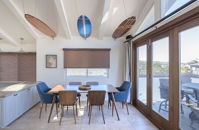 Building Photo - 3 br, 2.5 bath House - 3809 Sea Foam Oasis