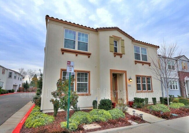 Building Photo - 222 Colner Cir