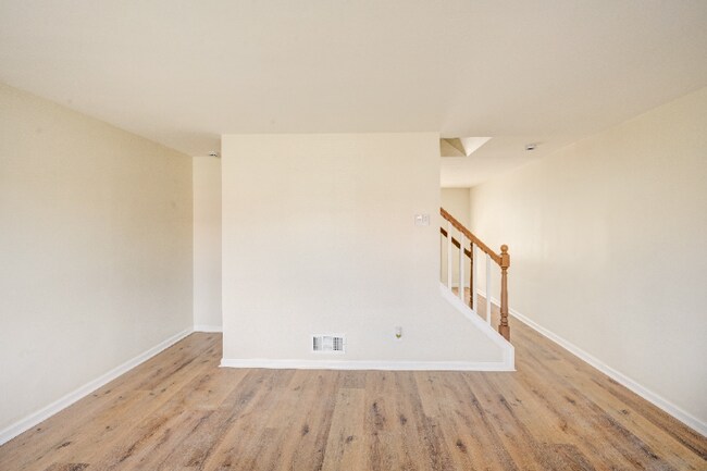 Foto del edificio - 787 Yale Ave