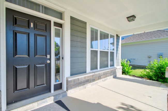 Building Photo - 6366 Sugar Maple Dr