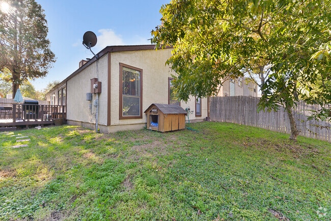 Building Photo - 13035 Brook Garden Ln