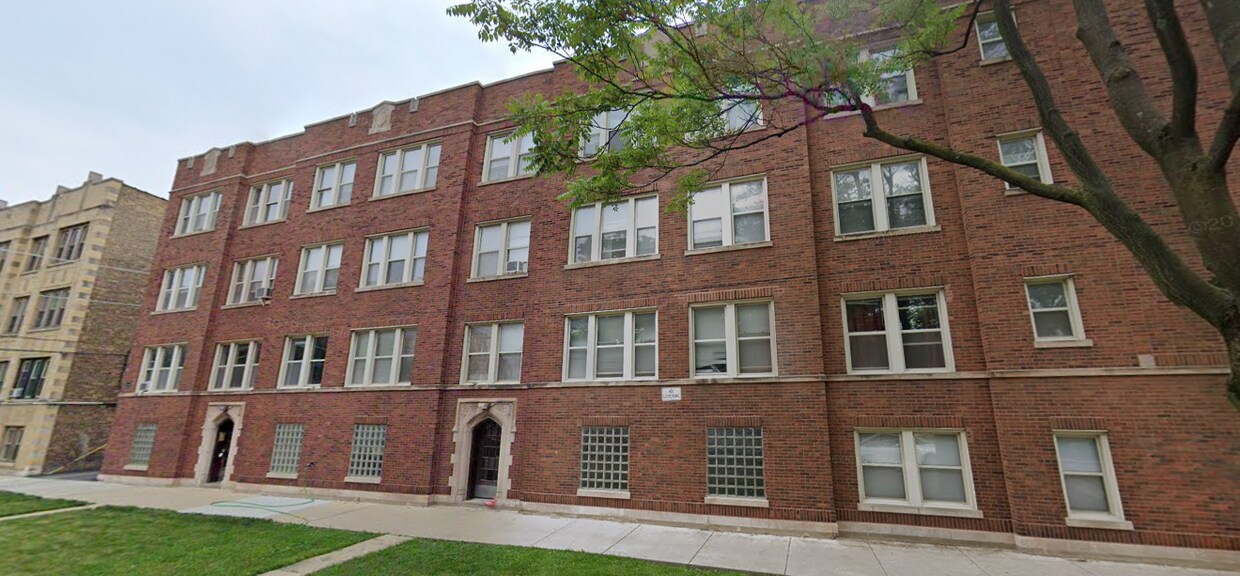 Primary Photo - 4105 N Spaulding Ave
