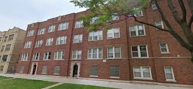 Building Photo - 4105 N Spaulding Ave