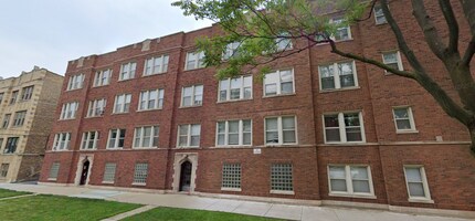 Building Photo - 4105 N Spaulding Ave Building Photo - 4105 N Spaulding Ave