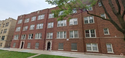 Building Photo - 4105 N Spaulding Ave