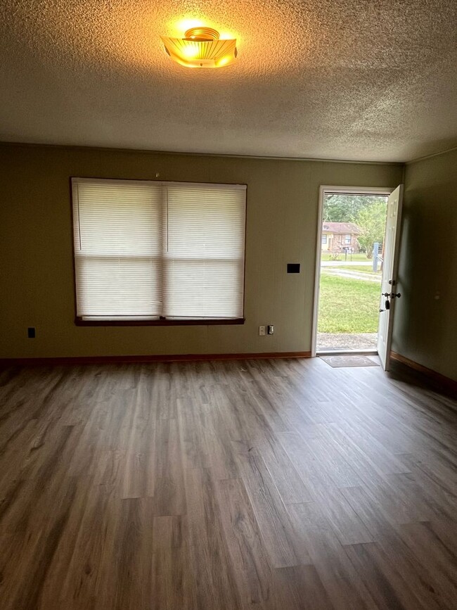 Foto del edificio - 2 bedroom duplex for rent, Tullahoma TN