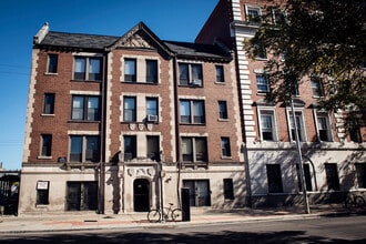 Building Photo - 3345 N Marshfield Ave Building Photo - 3345 N Marshfield Ave