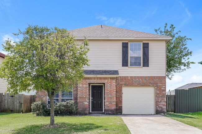 Building Photo - 9716 Checota Dr