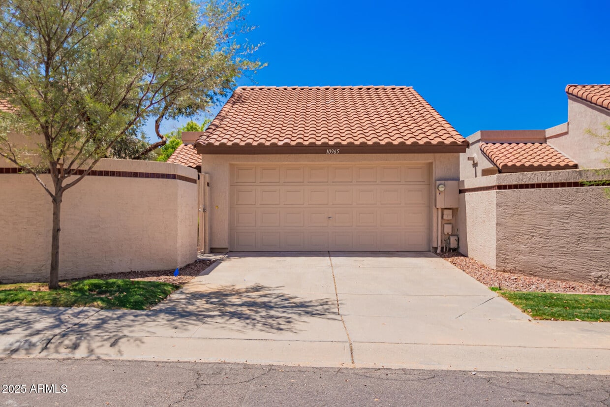 Primary Photo - 10965 E Hope Dr