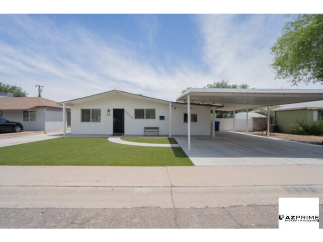 Building Photo - Exquisite 4/2 Tempe House with Vaulted Cei...