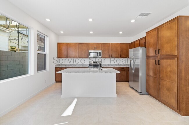 Building Photo - 4737 S Element