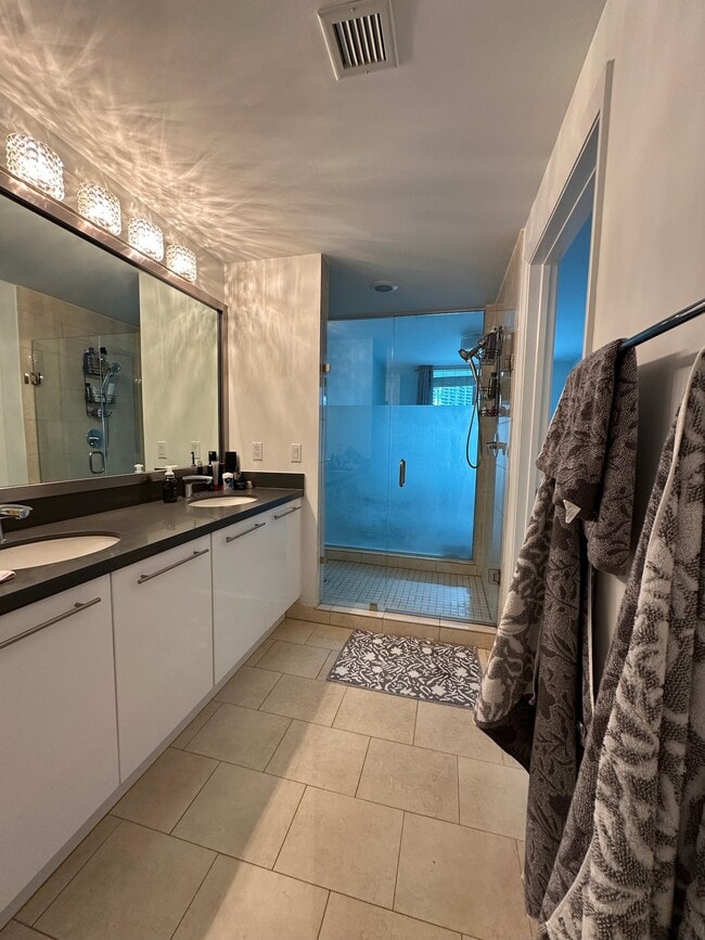 Photo - 90 SW 3rd St Apartment