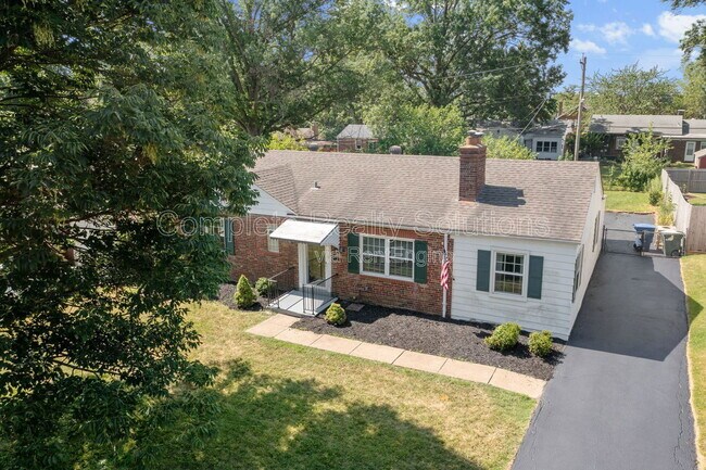 Foto del edificio - 5442 Bancroft Ave