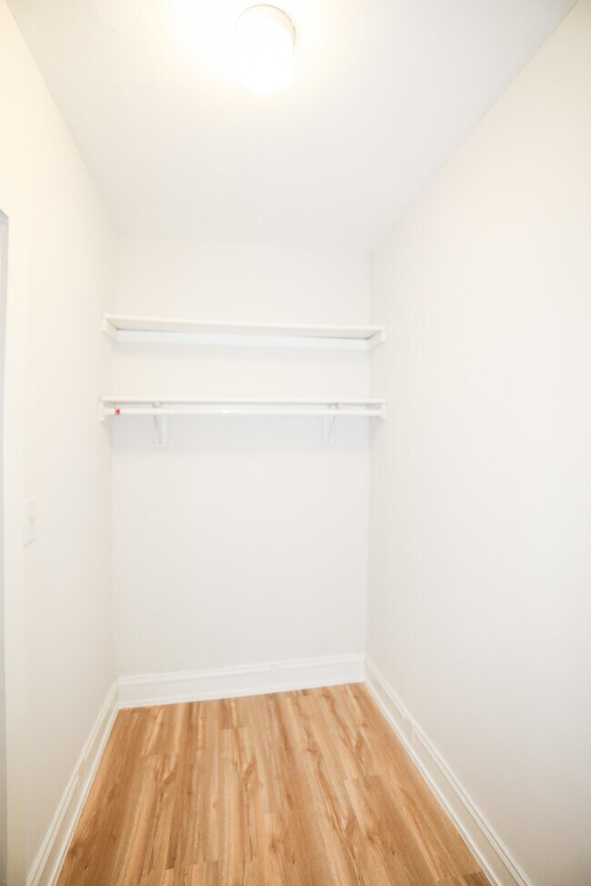 Foto del edificio - 5210 S Woodlawn Ave