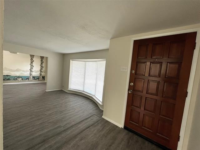 Foto del edificio - 6646 Hillwood Ln