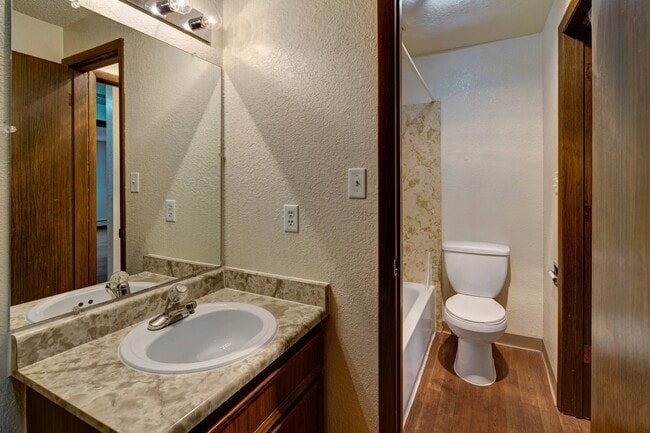 Building Photo - The Greenbriar