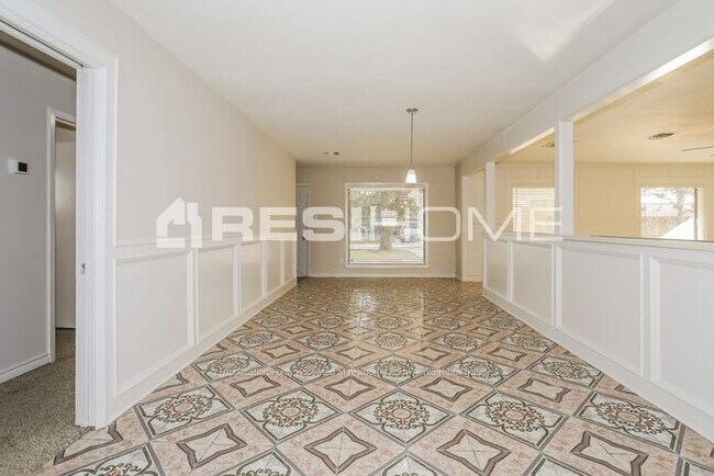 Foto del edificio - 218 Meadowlink Street