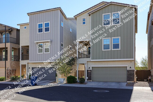 Building Photo - Luxury Living in Chandler