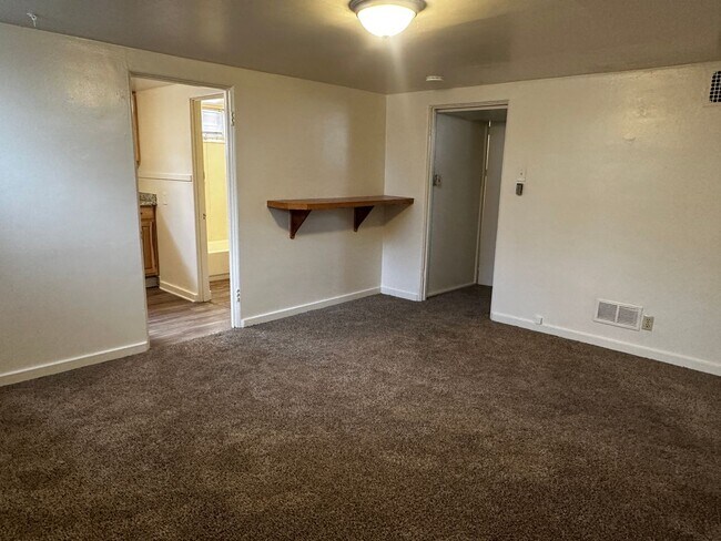 Foto del edificio - 1809 10th Ave