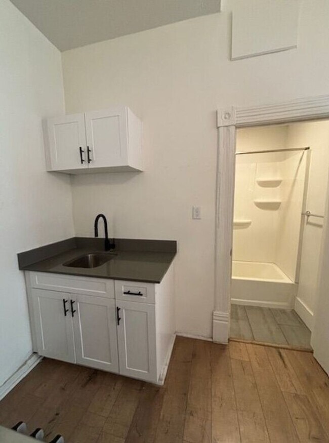 Interior Photo - Council Crest Apartments