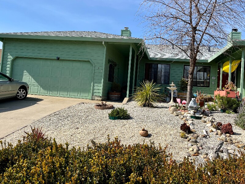 Primary Photo - 141 Bryson Dr
