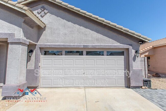 Building Photo - 3531 S Moccasin Trail