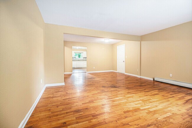 Foto del edificio - 392 Firwood St