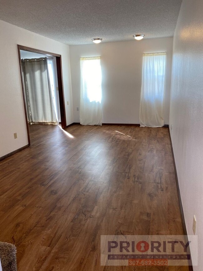 Foto del edificio - 3 bedroom, 2.5 bath 1,500 sqft Townhouse