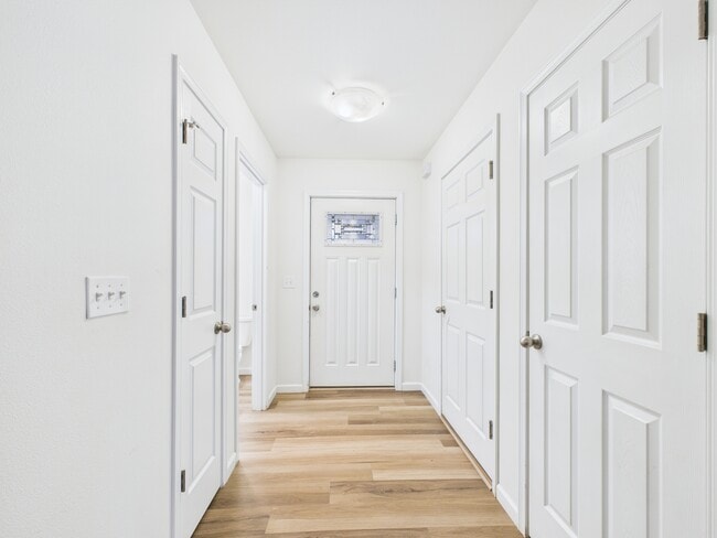 Building Photo - 3905 Tanada Rd