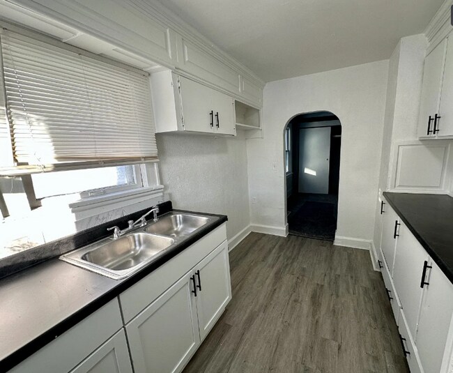 Foto del edificio - 1036-1038 Clay St