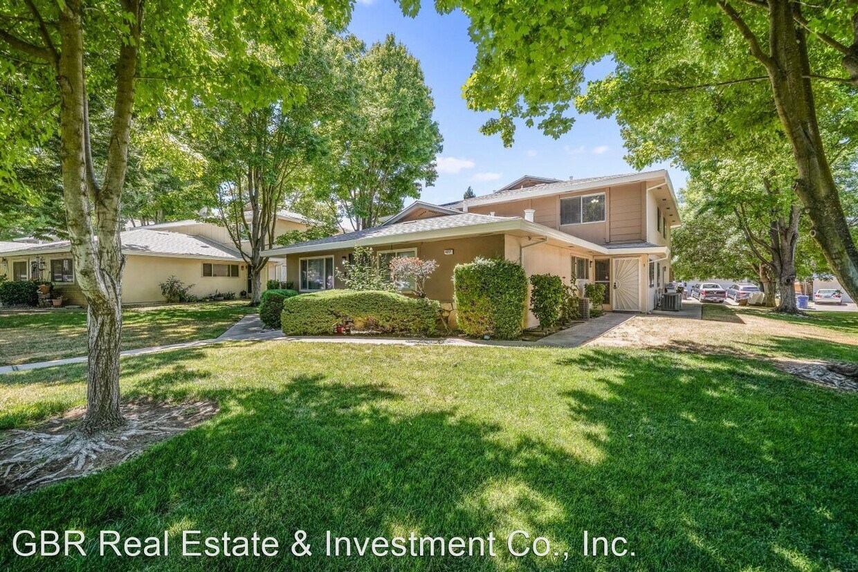 Primary Photo - 2 br, 1 bath House - 6257 Longford Dr. #3
