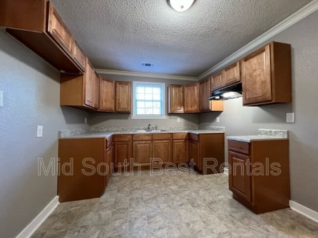 Building Photo - 2535 Steele St