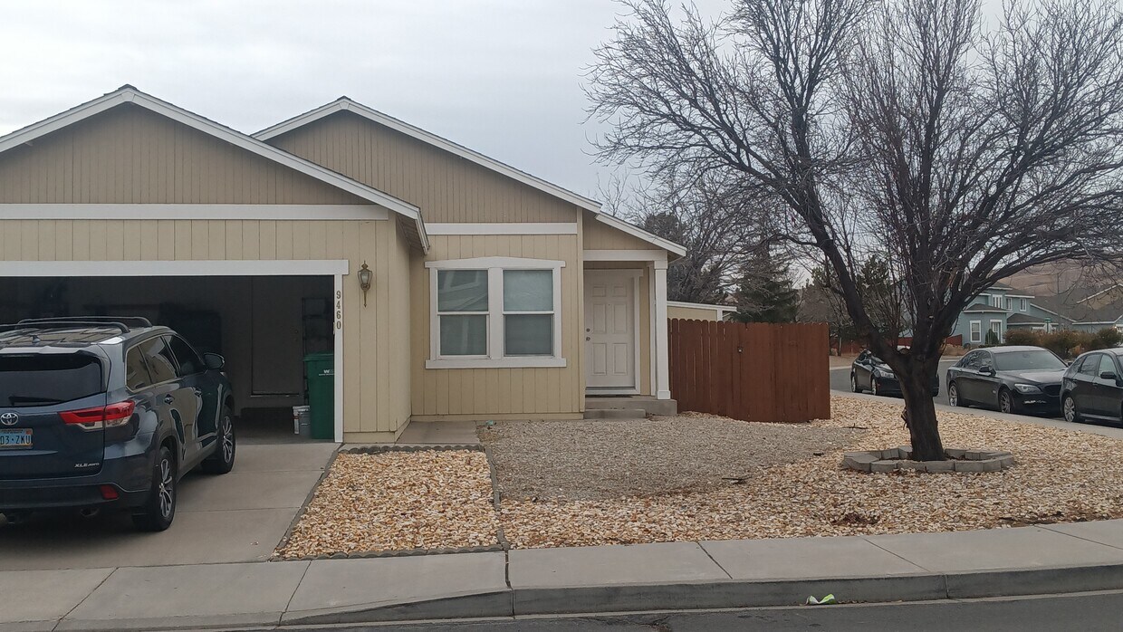 9460 Canyon Meadows Dr, Reno, NV 89506 House Rental in Reno, NV