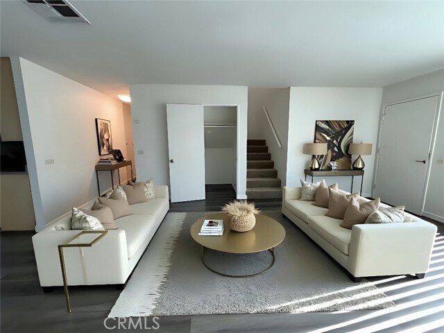 Foto del edificio - 74614 Driftwood Dr