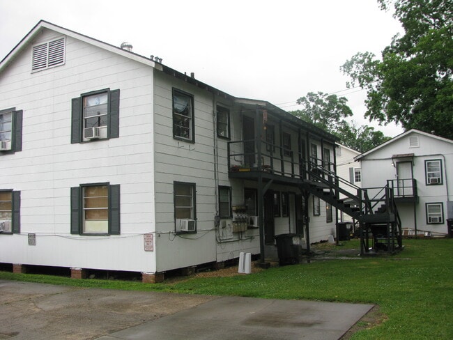 Building Photo - 4212 Oxford Ave