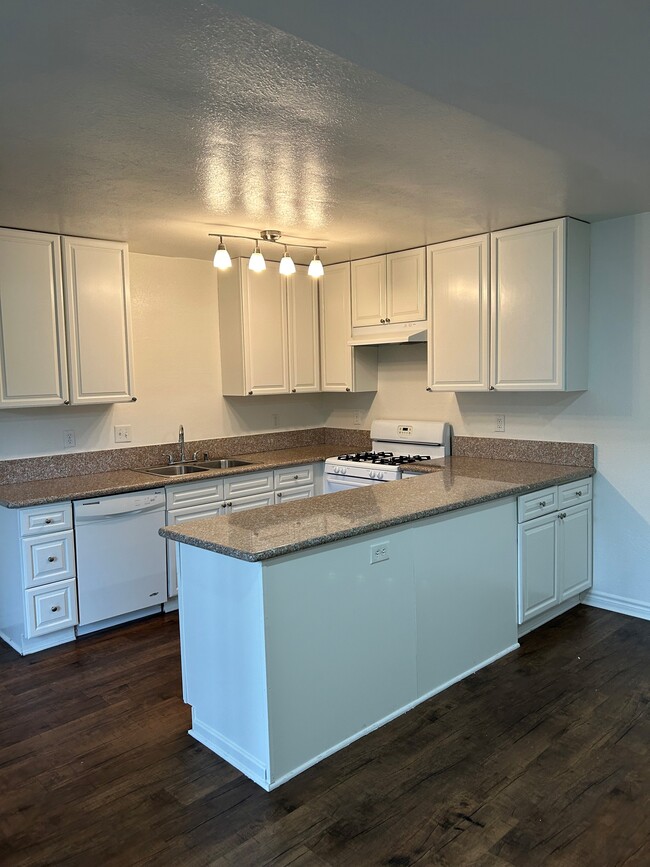 1BR Kitchen - Friendly Hills Villas