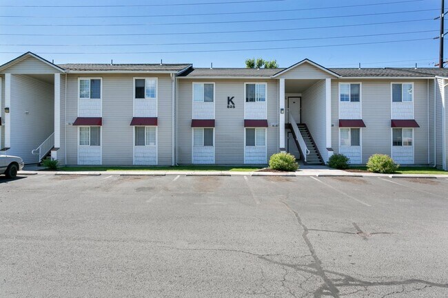 Foto del edificio - Cedarwest Apartments